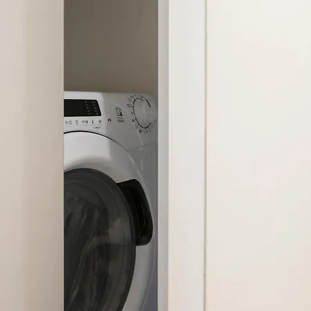 Apartment Deluxe In Kallithea With Balcony & Wifi