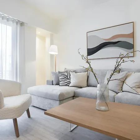 Deluxe In Kallithea With Balcony & Wifi *